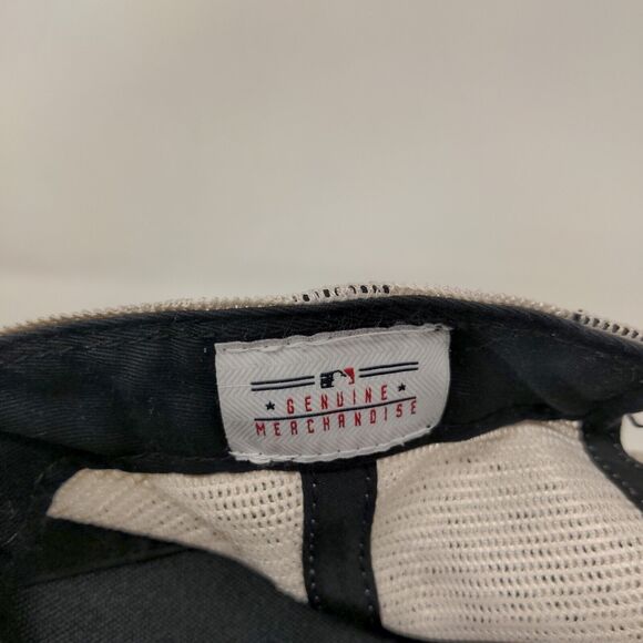 Fan Favorite Men's Snapback Mesh Back Hat Blue OSFA Embroidered New York Yankees - Picture 8 of 8